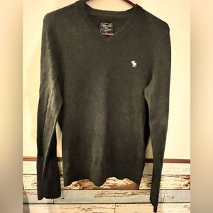 Abercrombie and Fitch, S, black sweater, V-neck